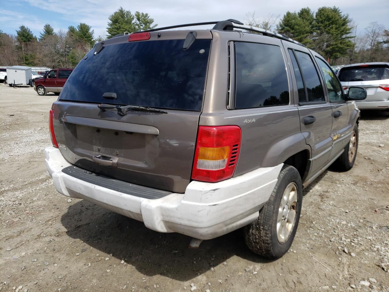 Photo 4 from auction – 2001 JEEP CHEROKEE with VIN 1J4GW48S41C550483