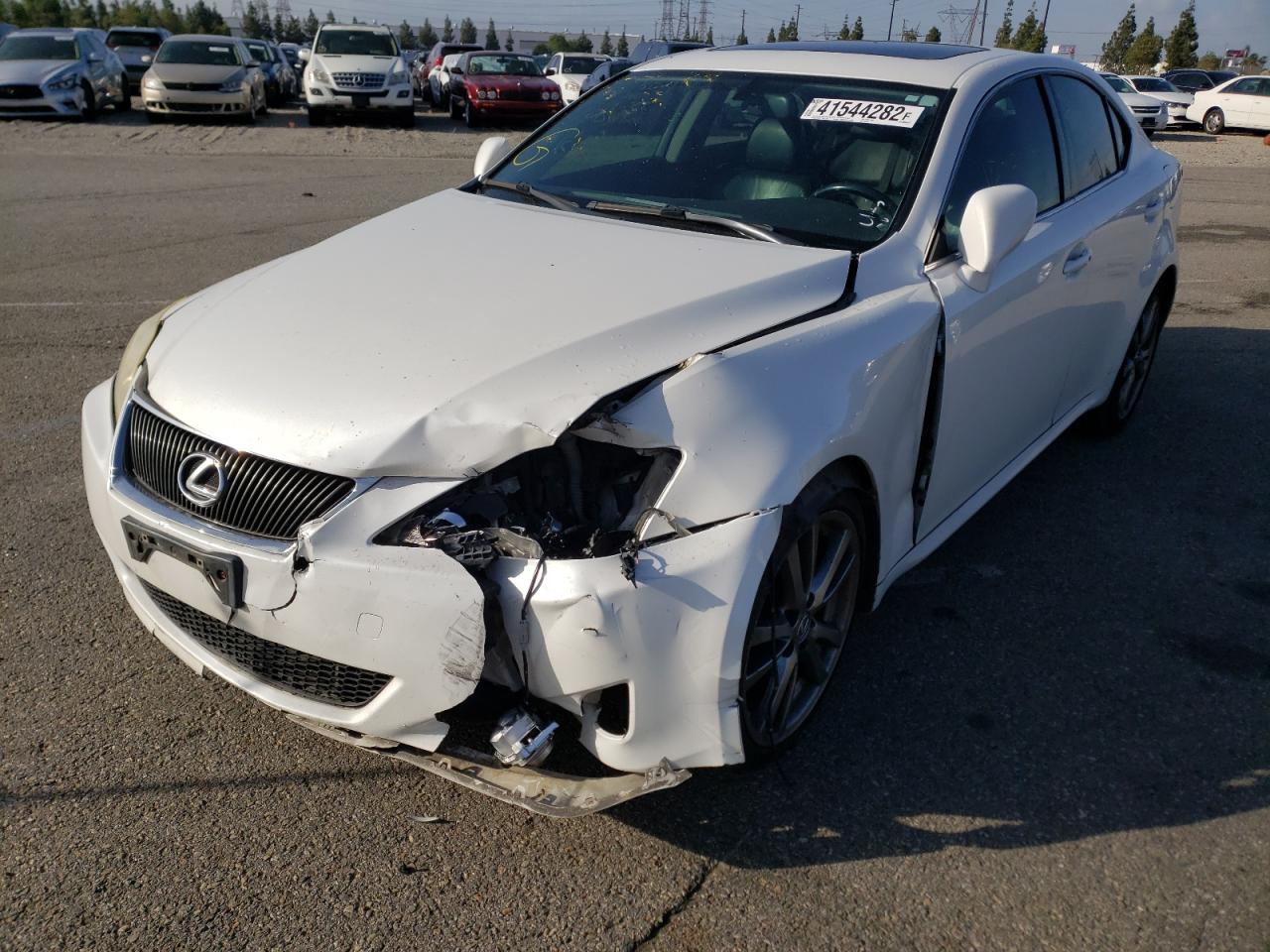 Photo 2 from auction – 2008 LEXUS IS 250 with VIN JTHBK262885086405