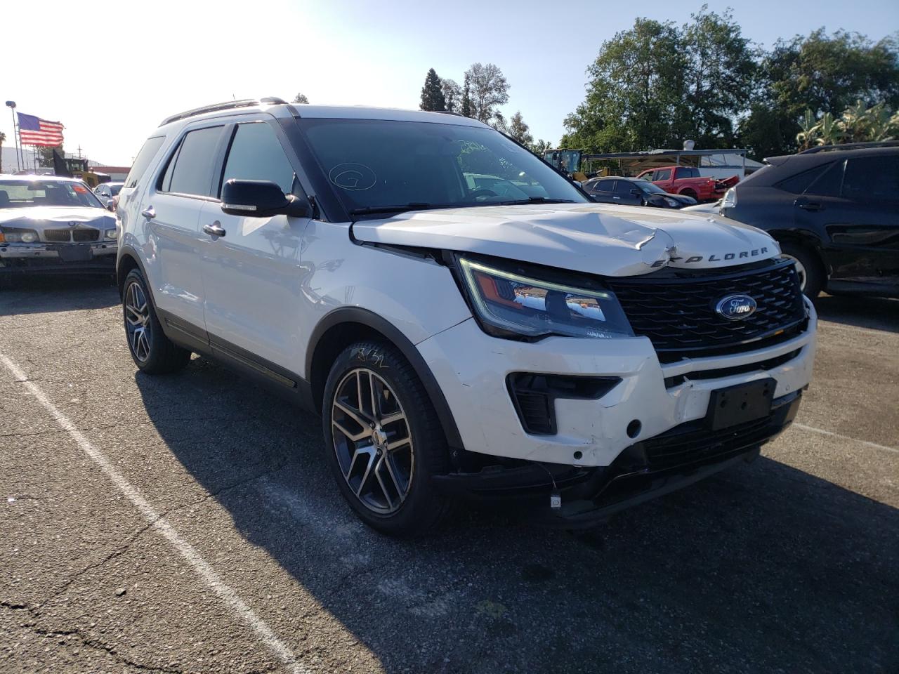 FORD EXPLORER S 2018 with VIN 1FM5K8GT3JGB65639 - Photo from auction