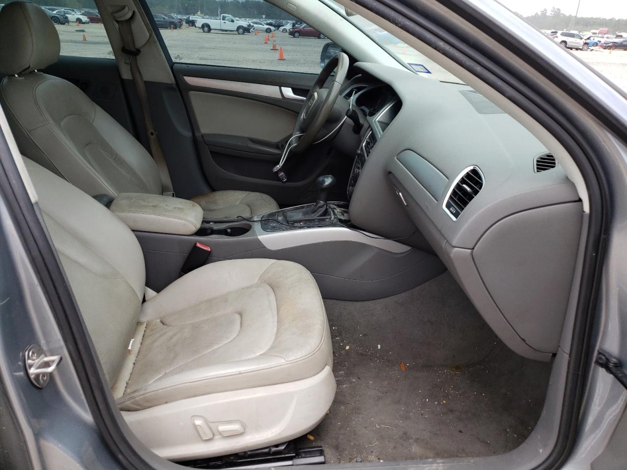 Photo 5 from auction – 2011 AUDI A4 PREMIUM with VIN WAUAFAFL2BN032588