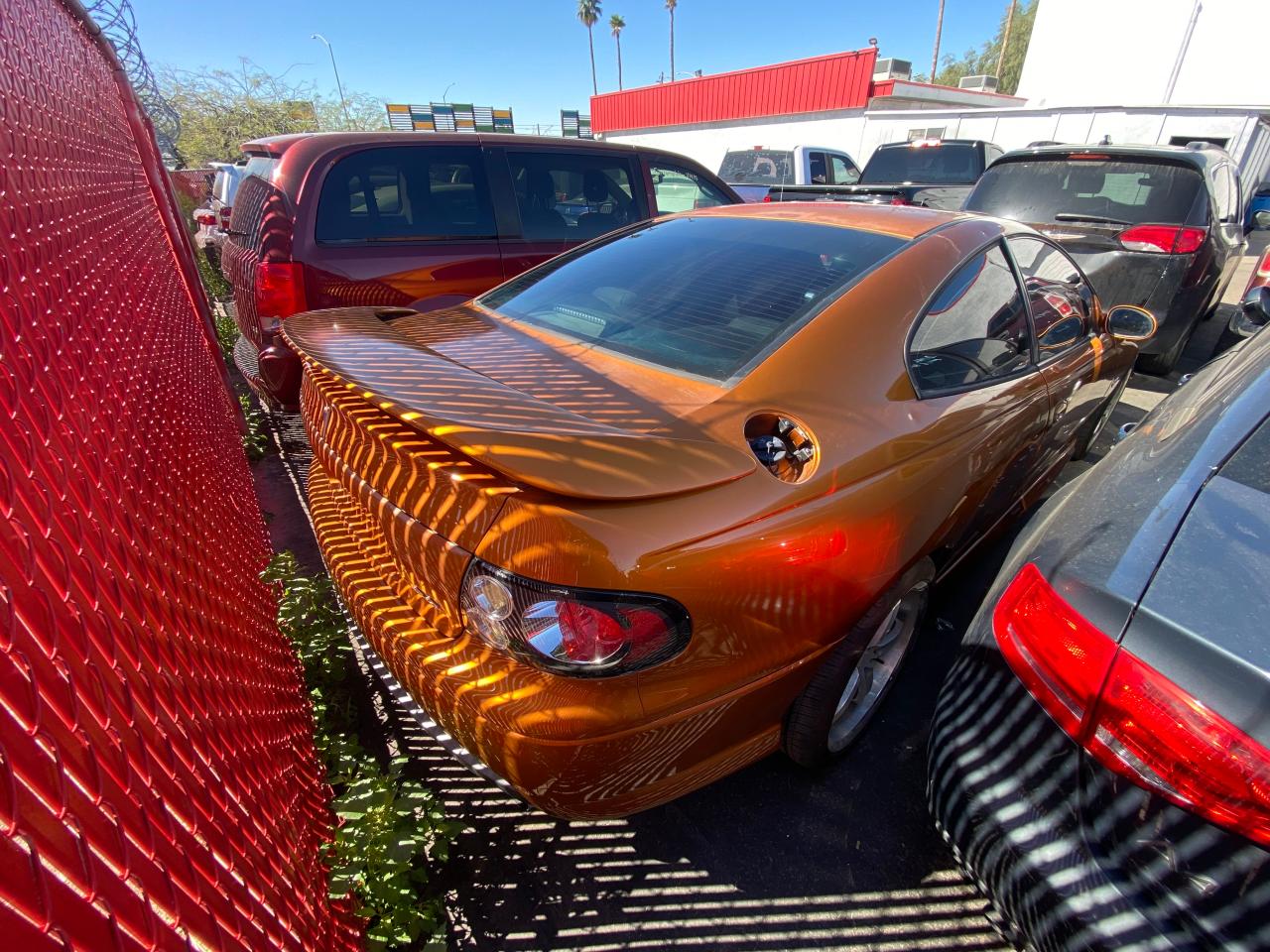 Photo 4 from auction – 2006 PONTIAC GTO with VIN 6G2VX12U76L510884