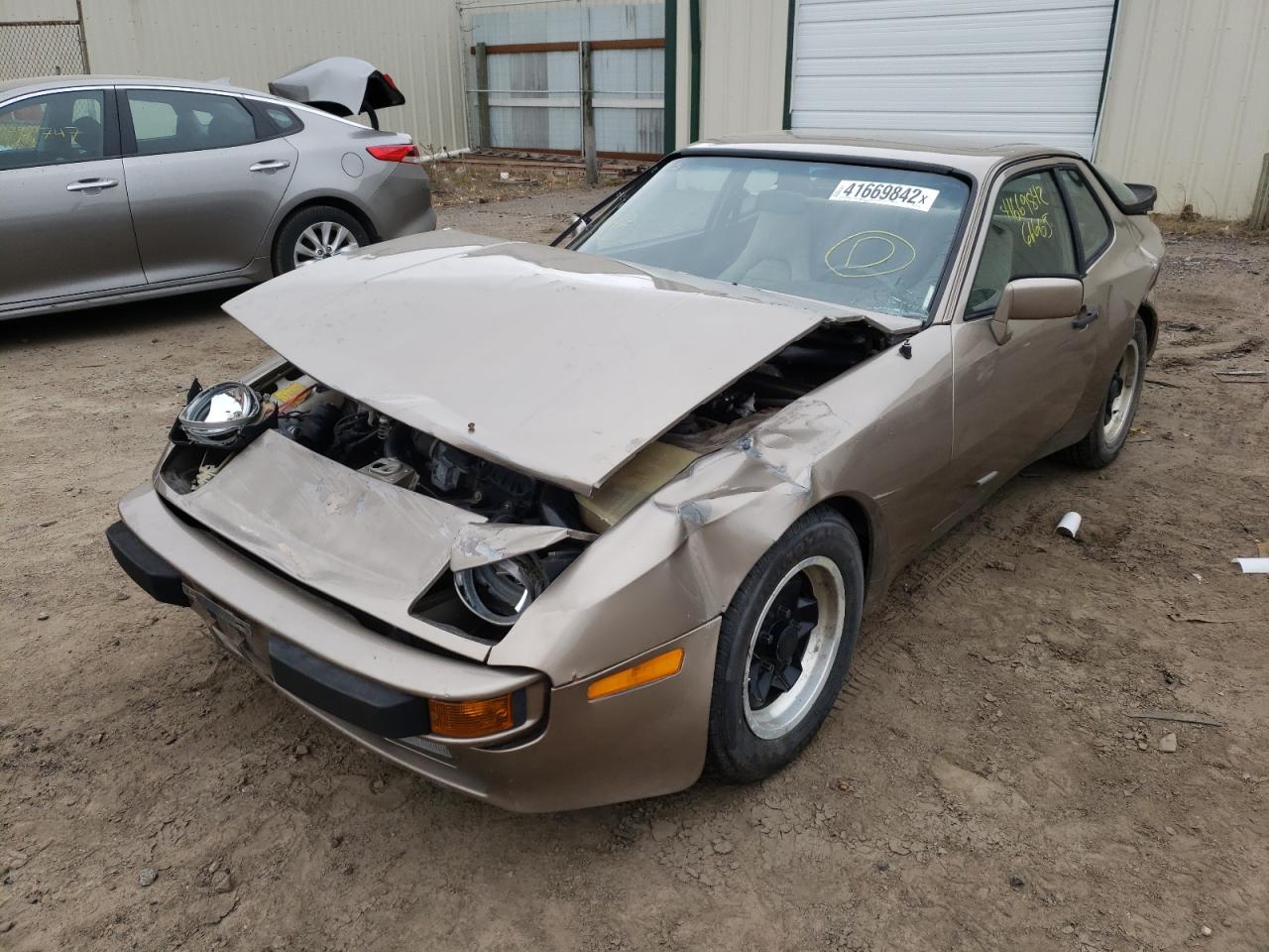 Photo 2 from auction – 1983 PORSCHE 944 with VIN WP0AA0943DN455764
