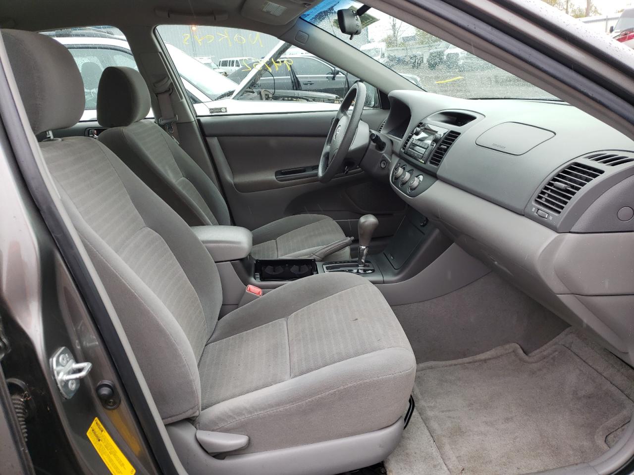 Photo 5 from auction – 2005 TOYOTA CAMRY LE with VIN 4T1BE30K45U569345