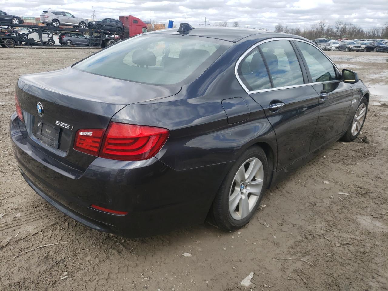 Photo 4 from auction – 2012 BMW 528 with VIN WBAXH5C59CDW09318