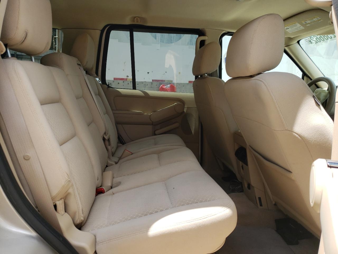Photo 6 from auction – 2006 FORD EXPLORER X with VIN 1FMEU62E06UA33938
