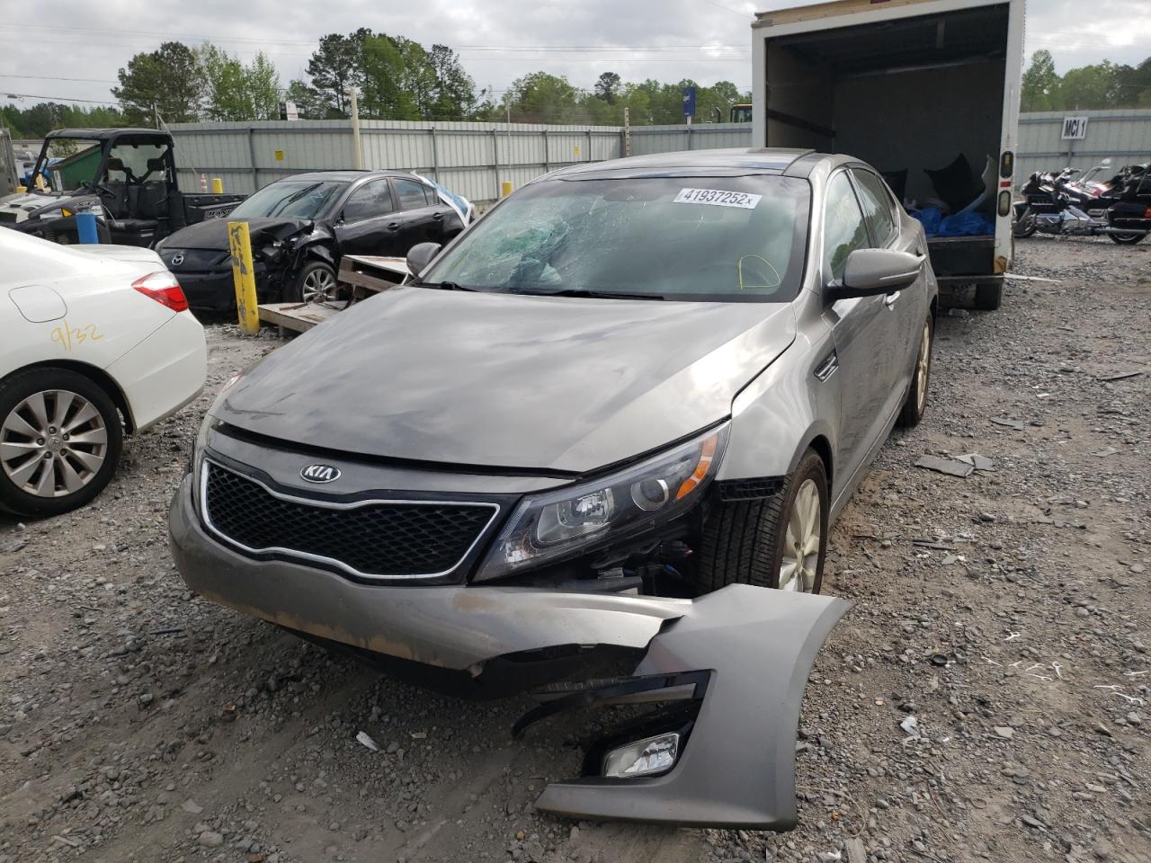 Фото 2 с аукциона – 2015 KIA OPTIMA EX с VIN 5XXGN4A72FG495568