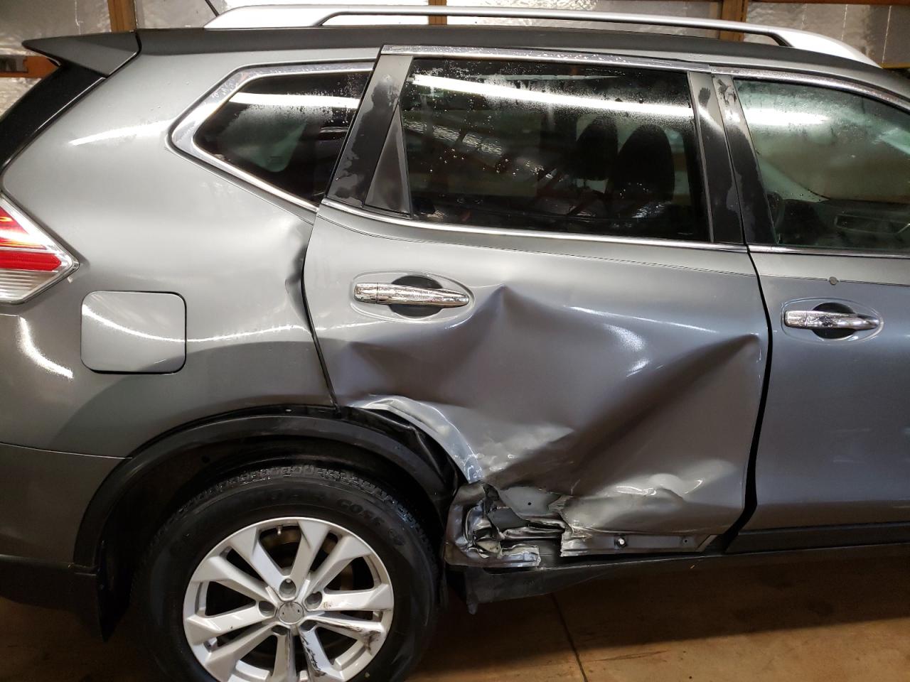 Photo 9 from auction – 2015 NISSAN ROGUE S with VIN KNMAT2MT0FP534823