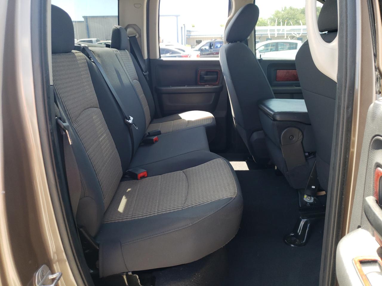 Photo 6 from auction – 2010 DODGE RAM 1500 with VIN 1D7RB1GK1AS245271