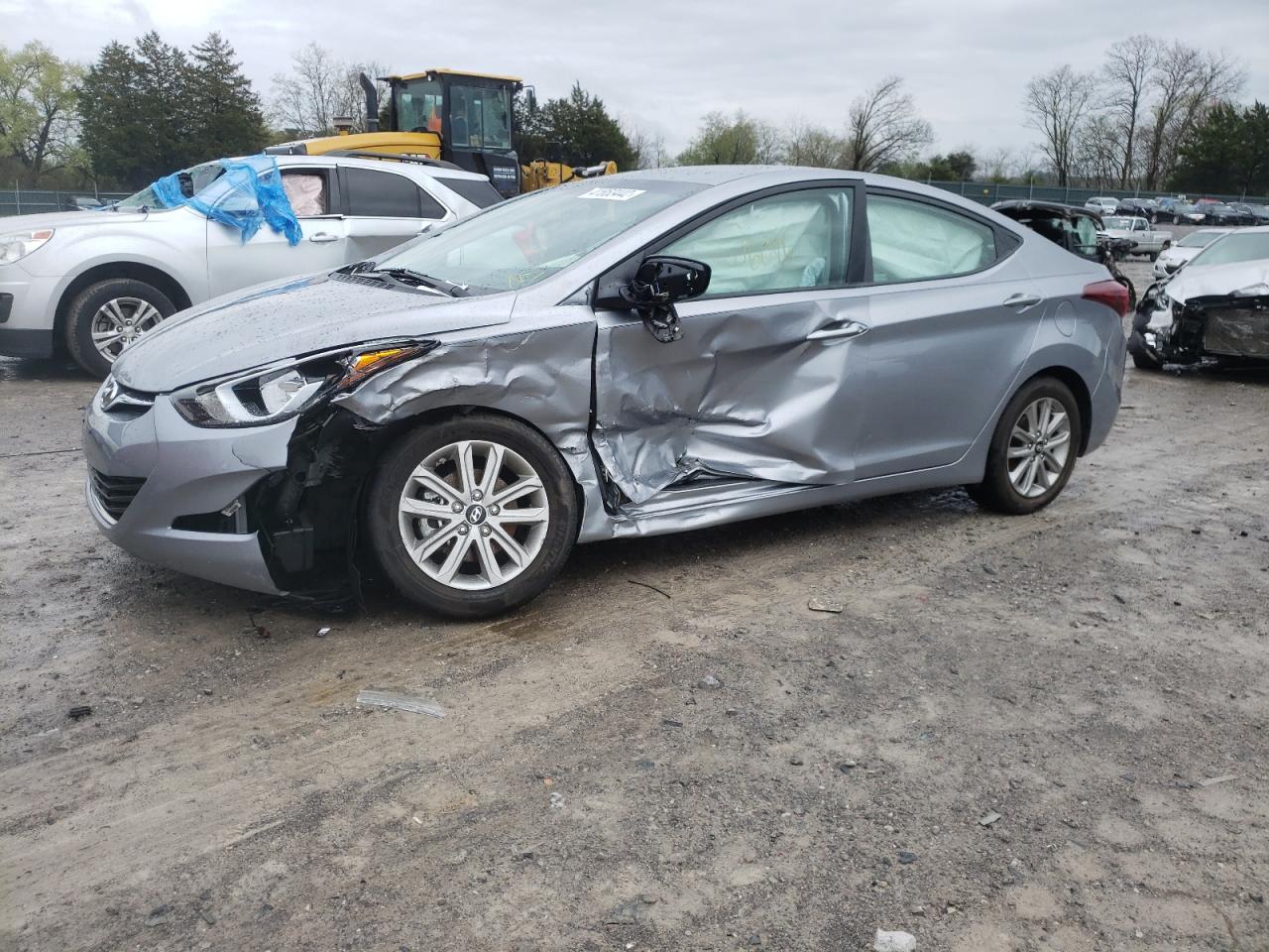 Photo 9 from auction – 2016 HYUNDAI ELANTRA SE with VIN 5NPDH4AE2GH701468