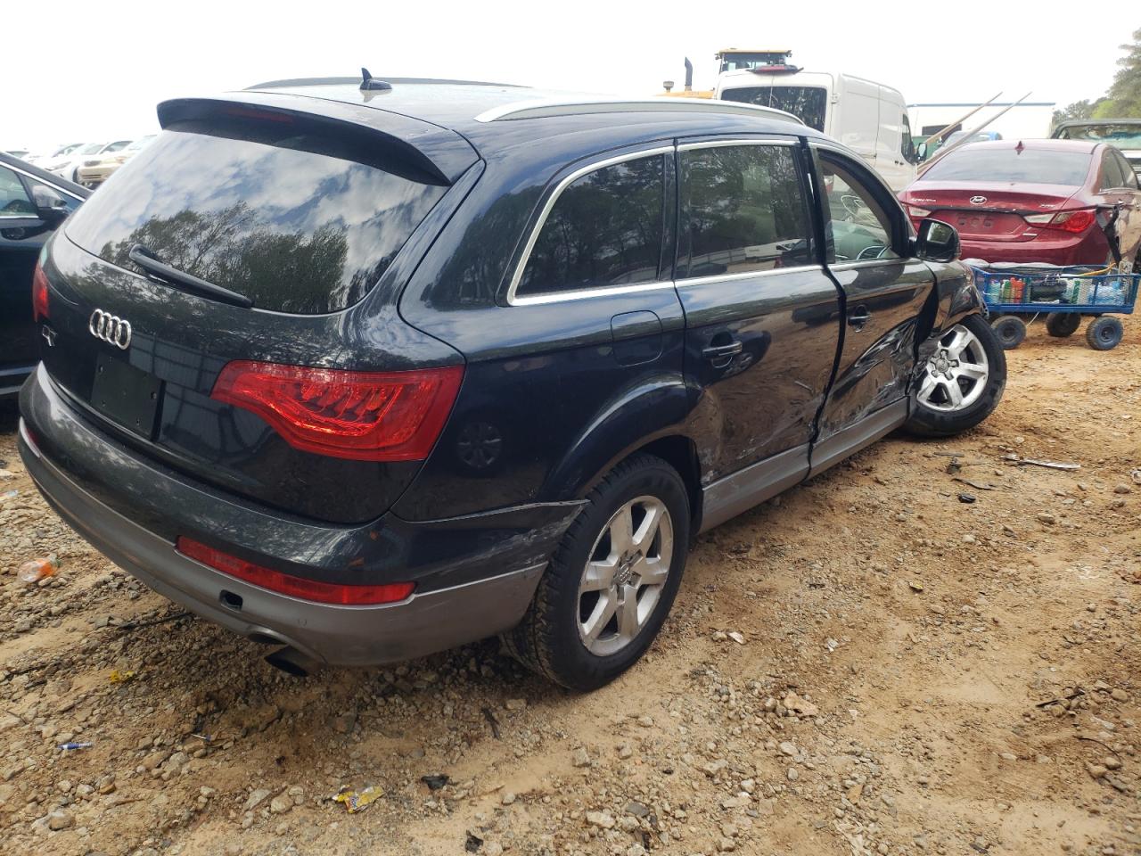 Photo 17 from auction – 2012 AUDI Q7 PREMIUM with VIN WA1CGAFE8CD008372