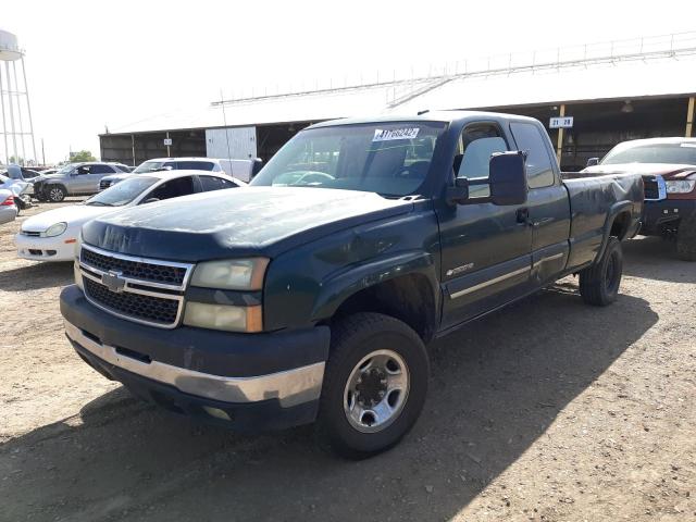 Photo 2 from auction – 2006 CHEVROLET SILVERADO with VIN 1GCHC29UX6E199291