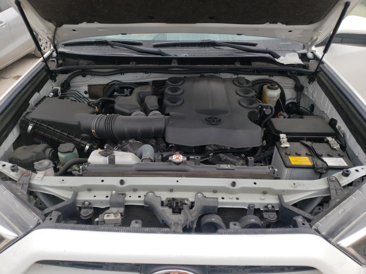 Photo 7 from auction – 2019 TOYOTA 4RUNNER SR with VIN JTEZU5JR5K5201660