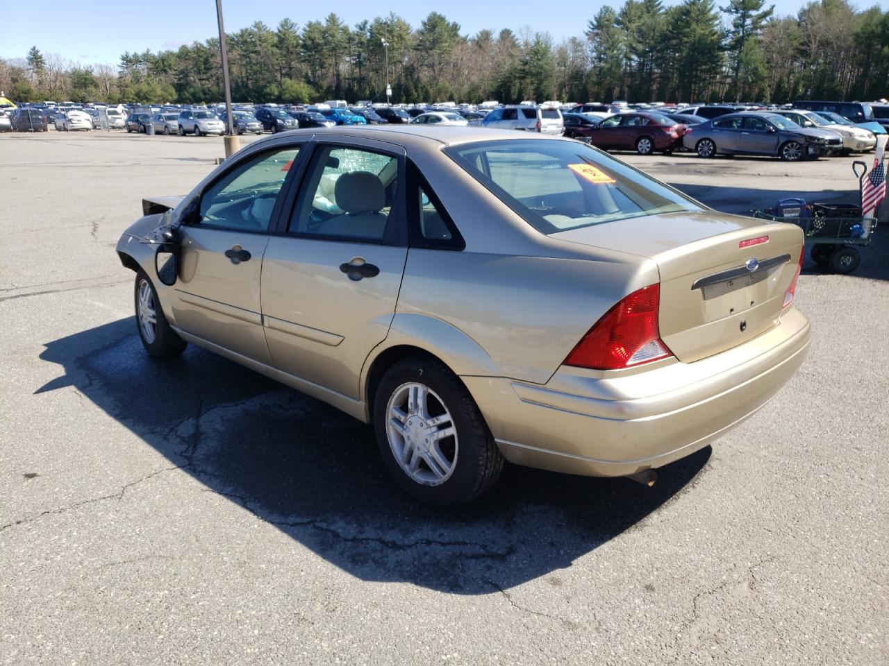 Photo 3 from auction – 2002 FORD FOCUS SE with VIN 1FAFP34P72W291164