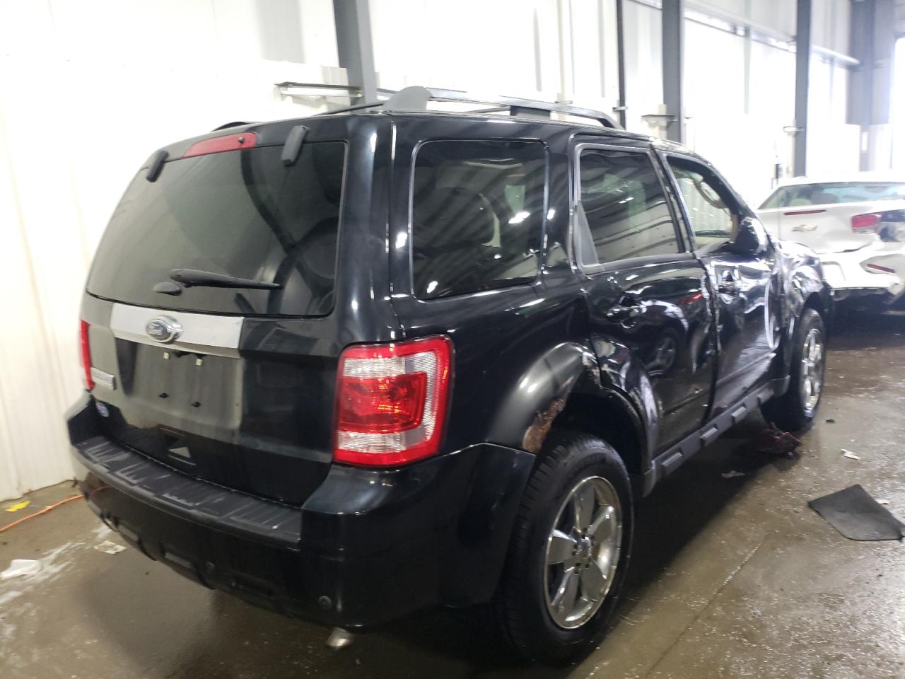 Photo 4 from auction – 2012 FORD ESCAPE LIM with VIN 1FMCU9E78CKB18135