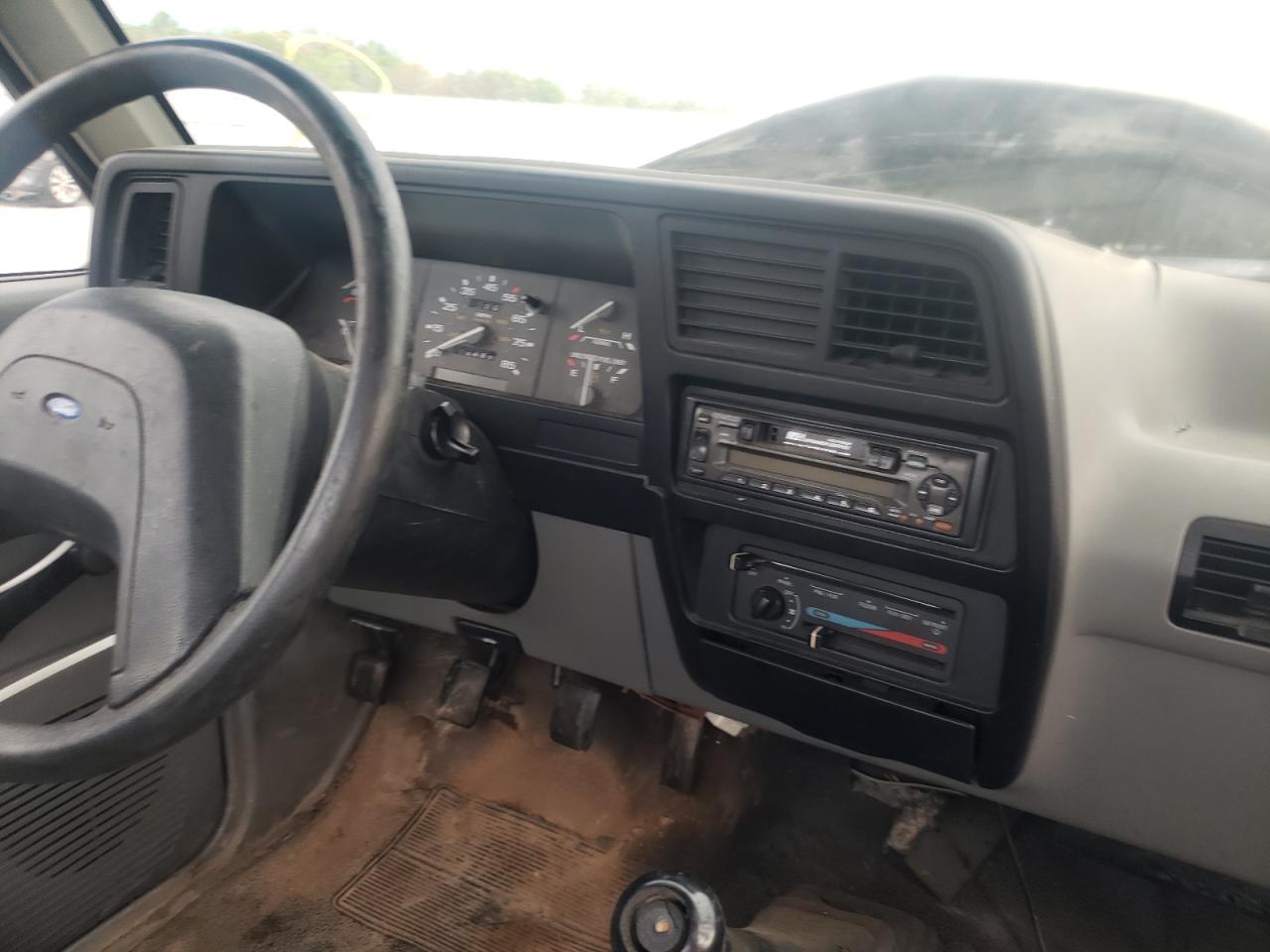 Photo 9 from auction – 1990 FORD RANGER with VIN 1FTCR10A8LUA77956