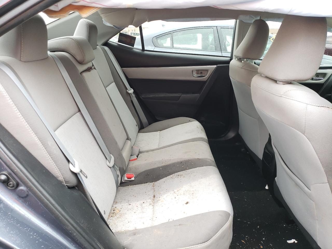 Photo 6 from auction – 2017 TOYOTA COROLLA L with VIN 5YFBURHE0HP689024