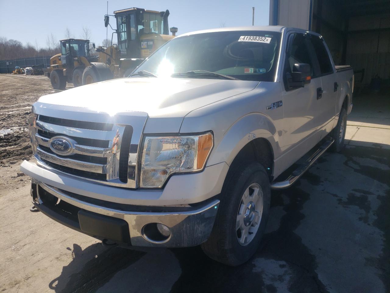 Photo 2 from auction – 2012 FORD F150 SUPER with VIN 1FTFW1EF4CFA29076