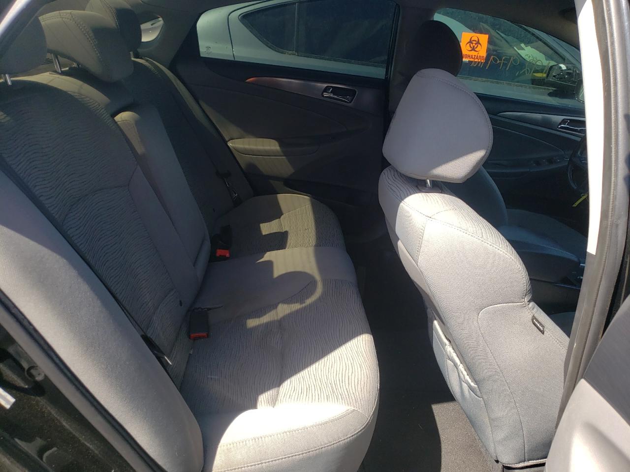 Photo 6 from auction – 2013 HYUNDAI SONATA HYB with VIN KMHEC4A46DA067476