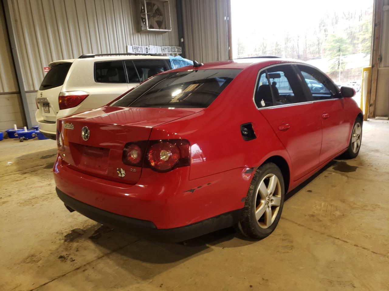 Photo 4 from auction – 2008 VOLKSWAGEN JETTA SE with VIN 3VWRM71K48M055092