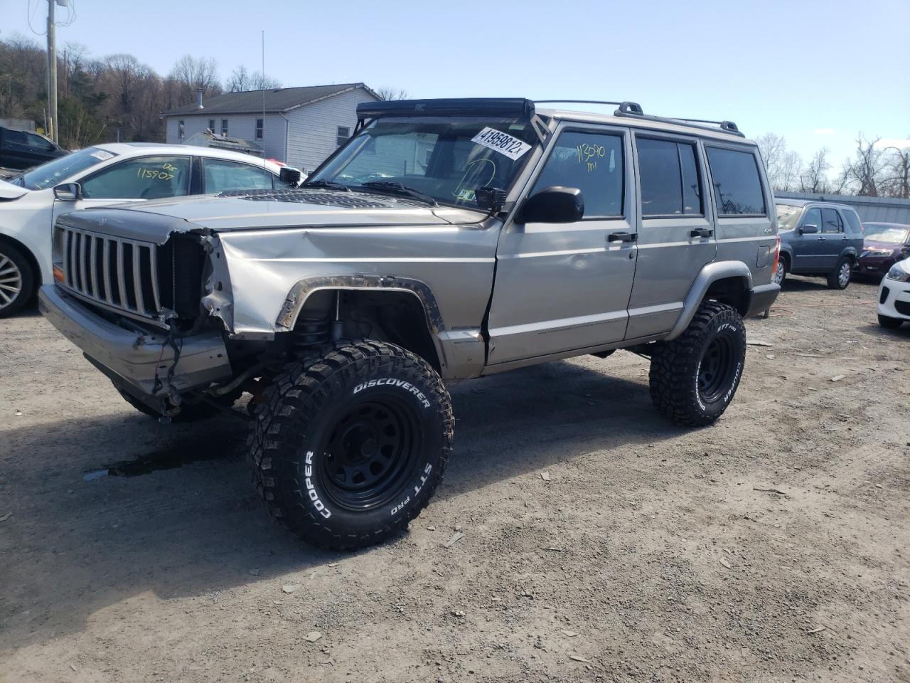 Photo 2 from auction – 2001 JEEP CHEROKEE S with VIN 1J4FF48S61L575803