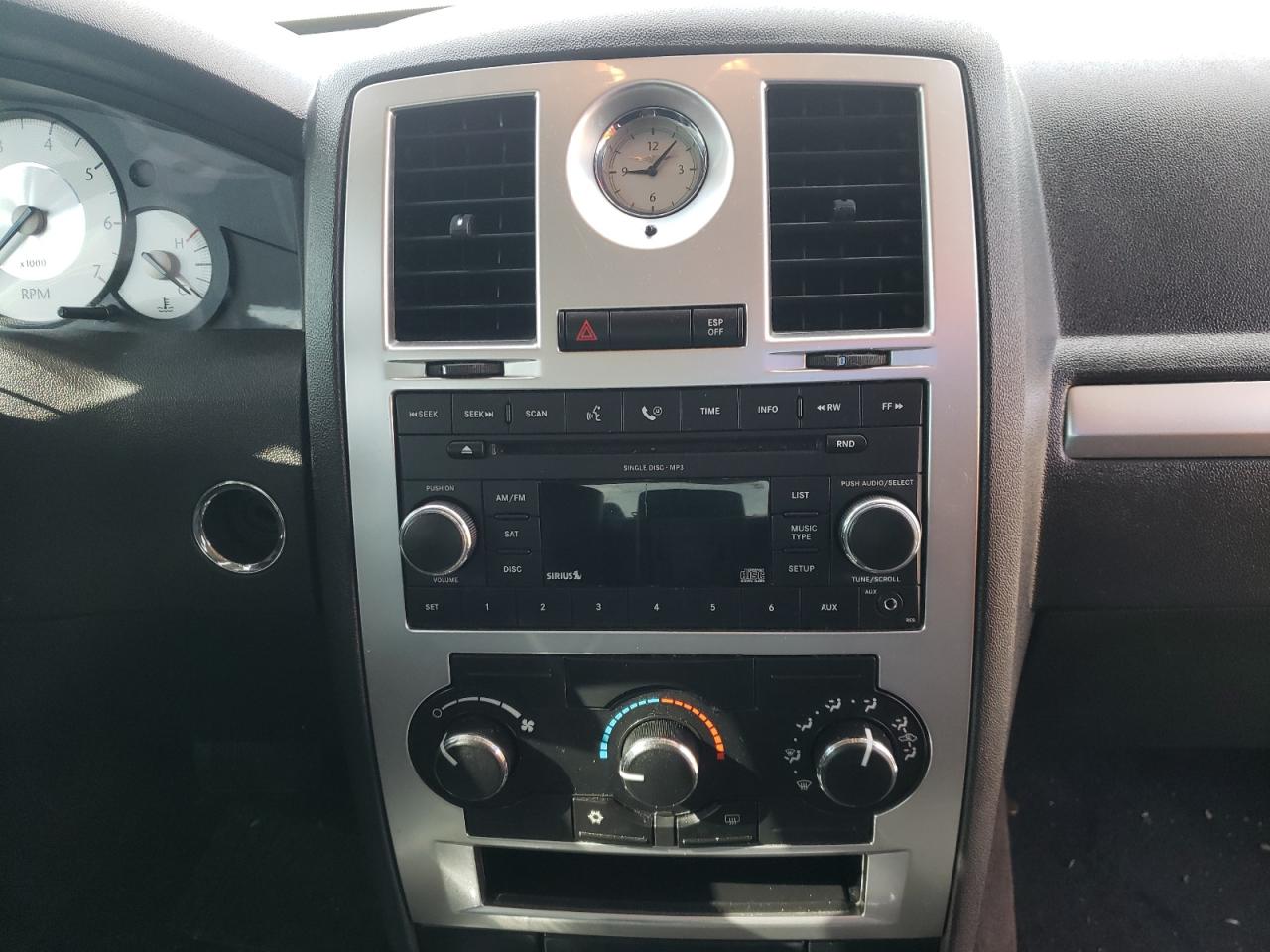 Photo 9 from auction – 2008 CHRYSLER 300 TOURIN with VIN 2C3LA53G38H133282