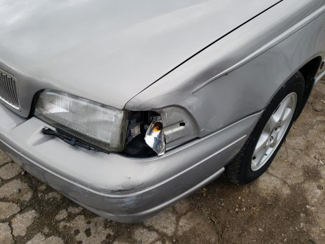 Photo 9 from auction – 1999 VOLVO S70 with VIN YV1LS55A2X2613316