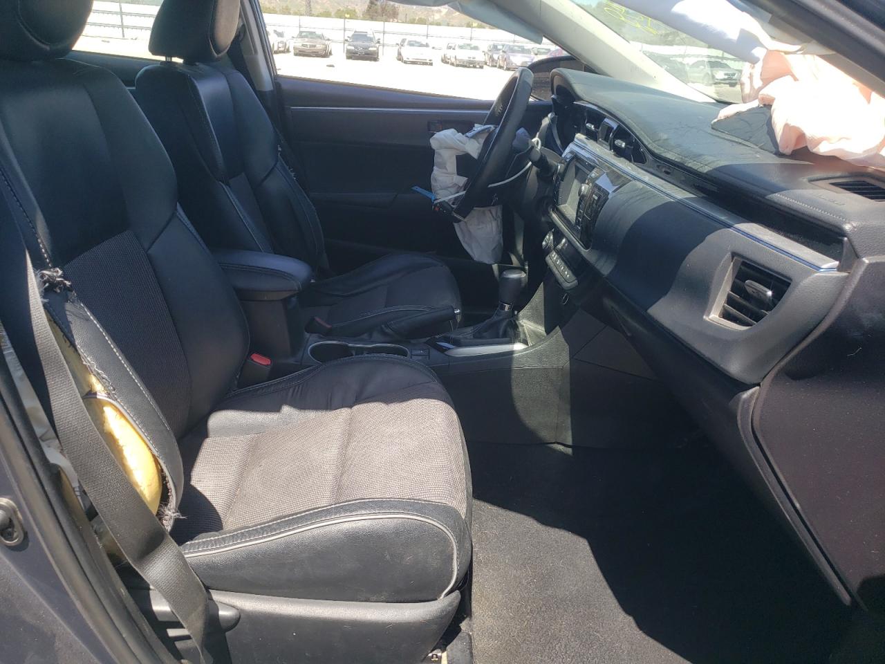 Photo 5 from auction – 2016 TOYOTA COROLLA L with VIN 5YFBURHE2GP375096