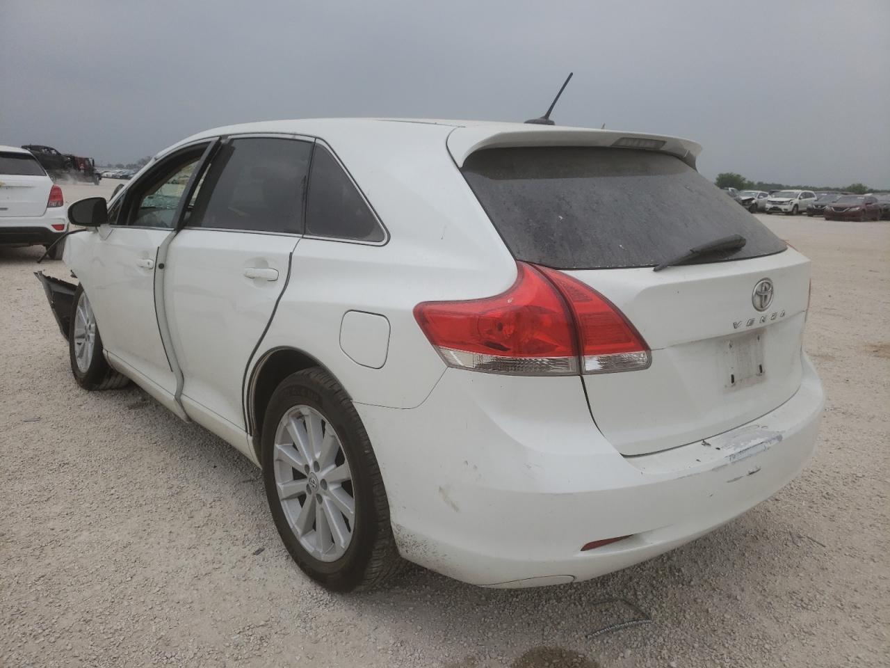 Photo 3 from auction – 2010 TOYOTA VENZA with VIN 4T3ZA3BBXAU037980