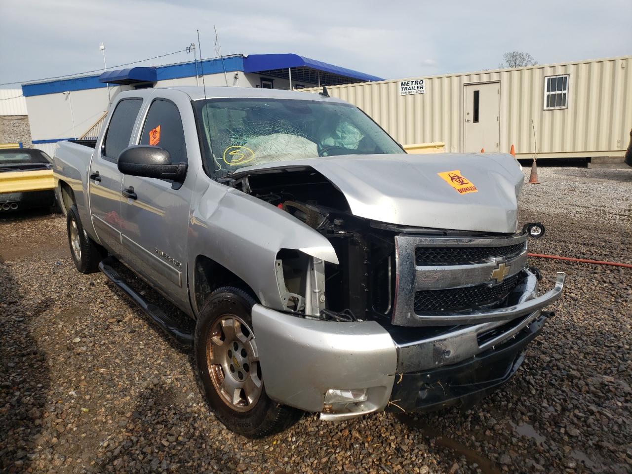 CHEVROLET SILVERADO 2011 with VIN 3GCPCSE06BG407832 - Photo from auction