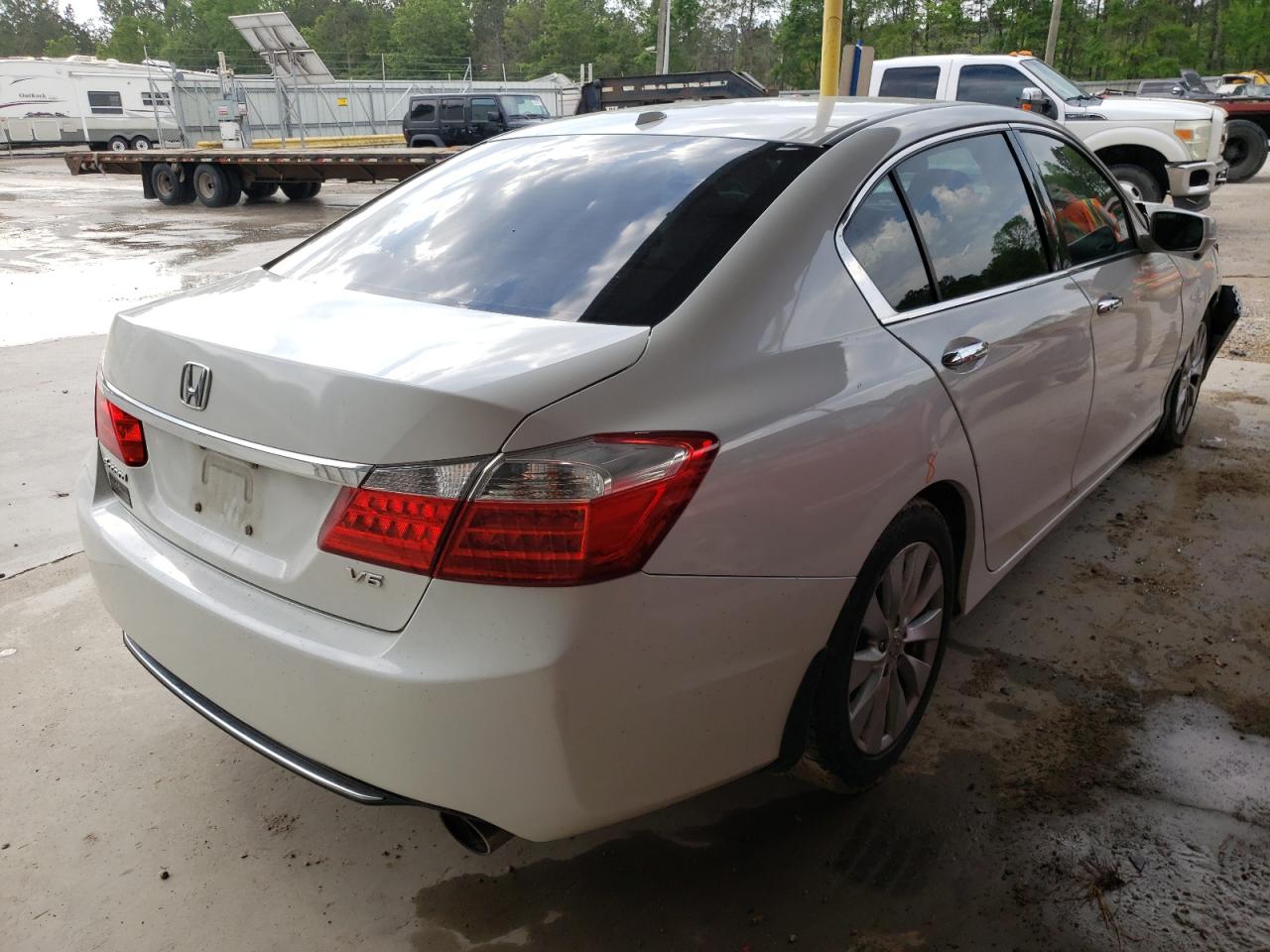 Photo 4 from auction – 2013 HONDA ACCORD EXL with VIN 1HGCR3F82DA026697