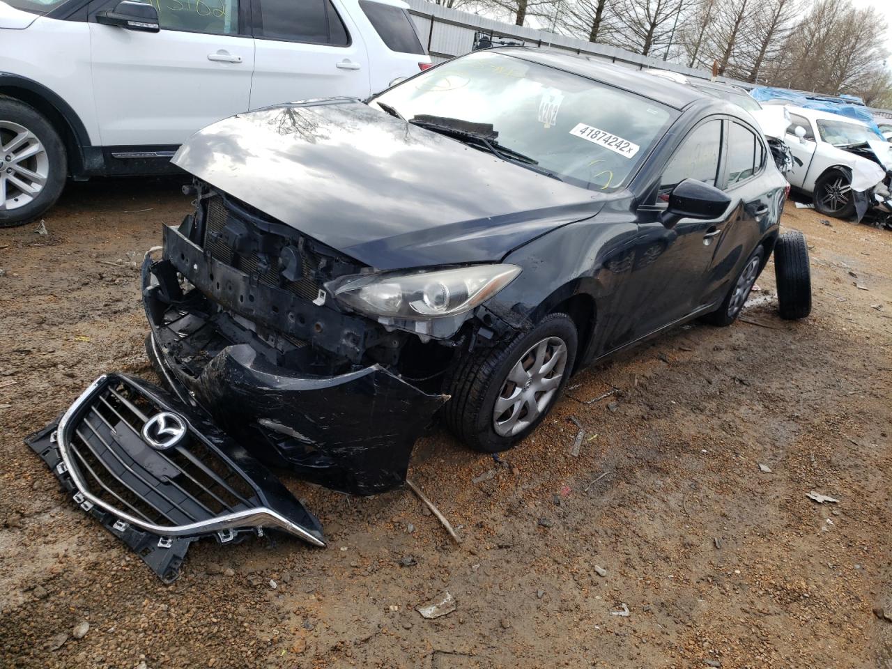 Photo 2 from auction – 2014 MAZDA 3 SV with VIN JM1BM1T76E1171333