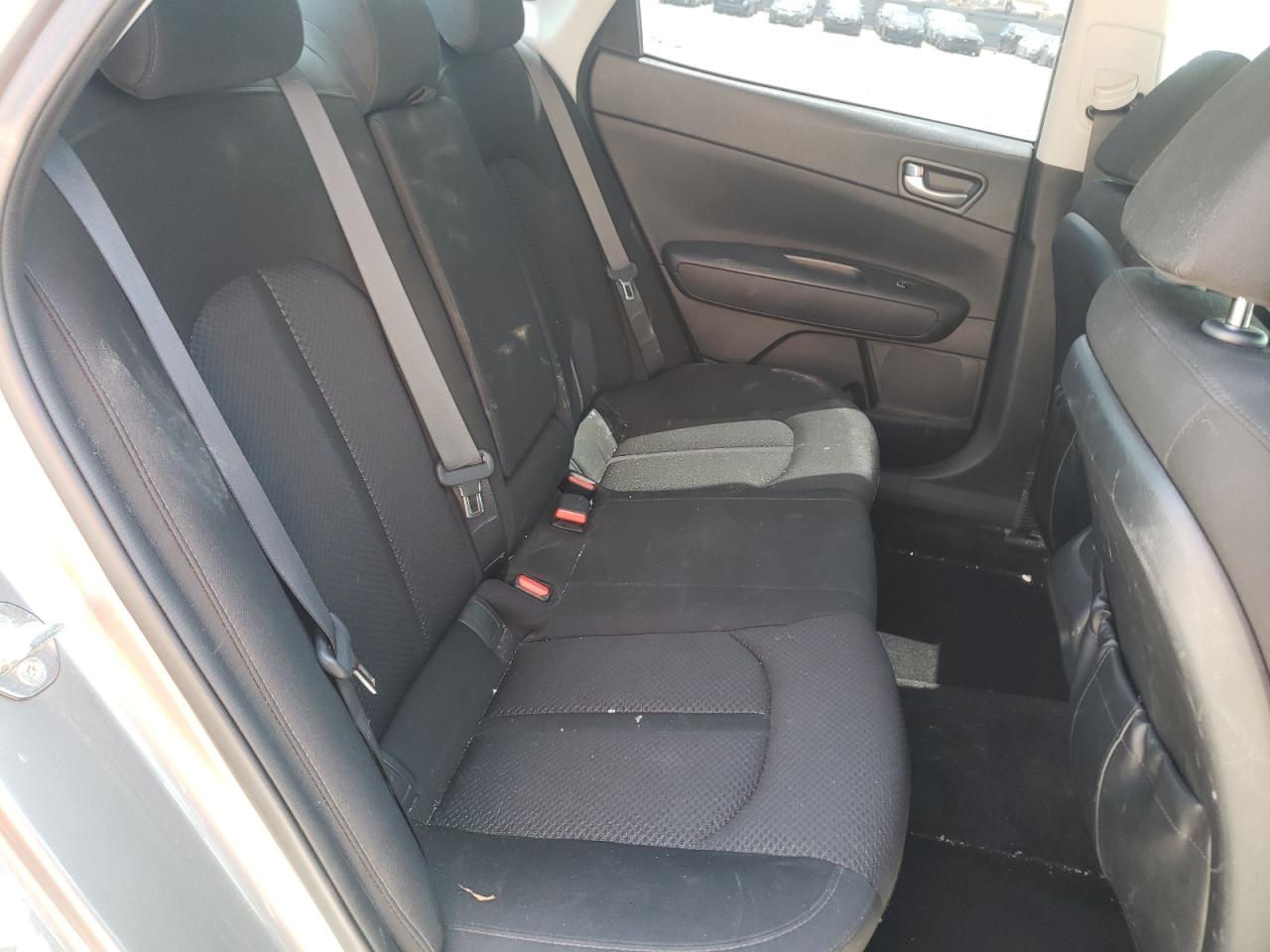Photo 6 from auction – 2018 KIA OPTIMA LX with VIN 5XXGT4L30JG264161
