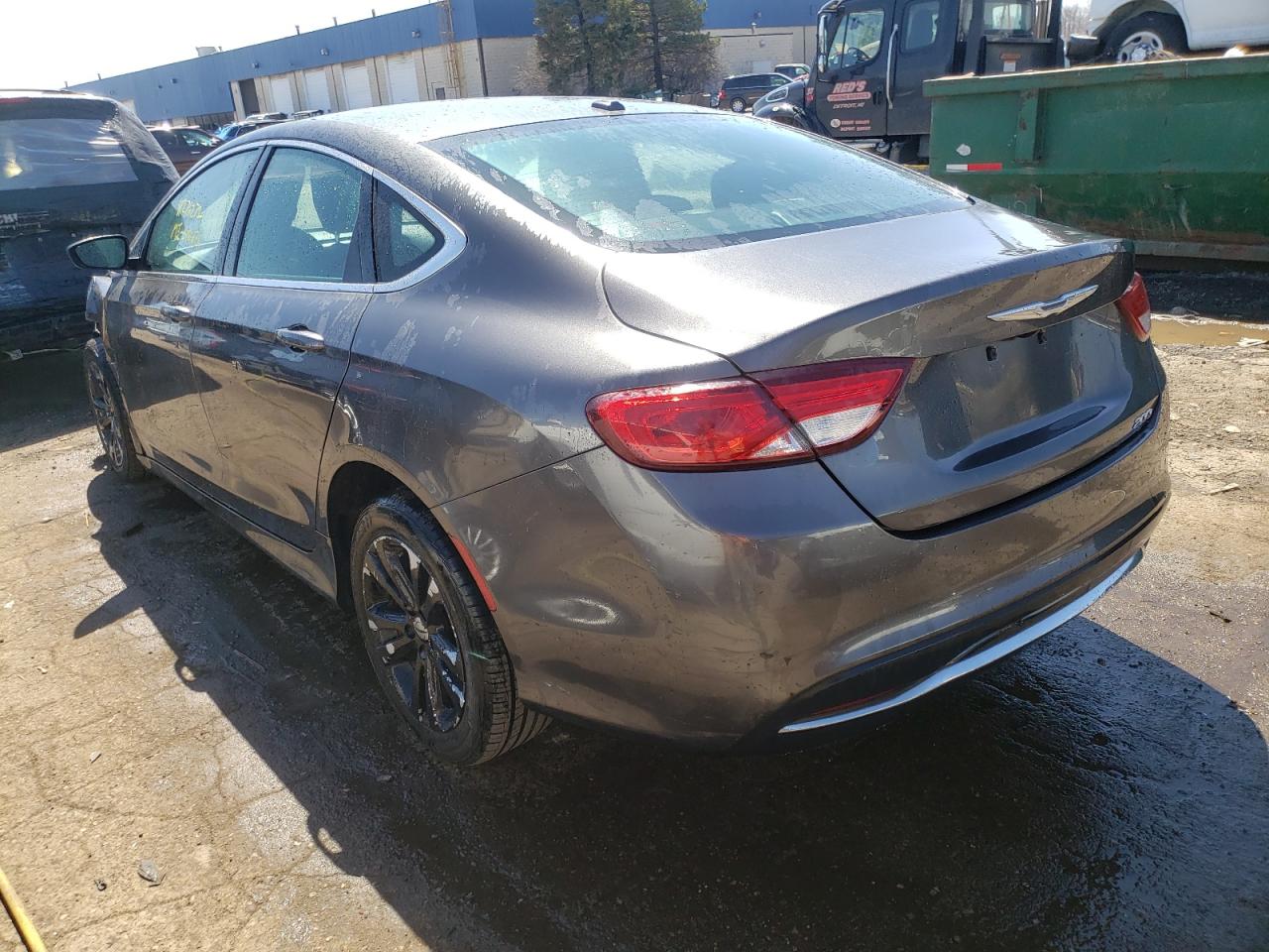 Photo 3 from auction – 2015 CHRYSLER 200 LIMITE with VIN 1C3CCCAB5FN587320