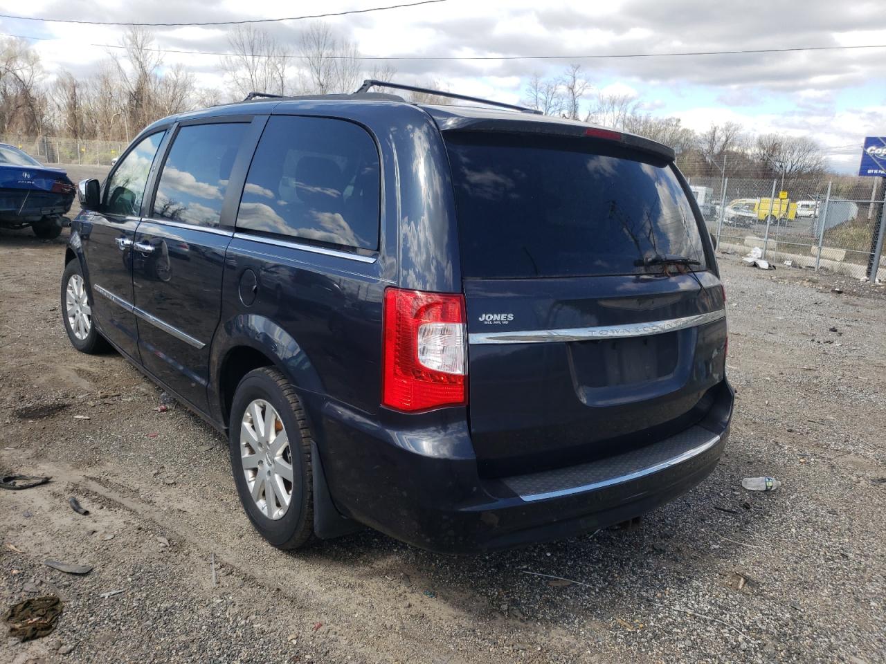 Photo 3 from auction – 2013 CHRYSLER TOWN & COU with VIN 2C4RC1BG9DR712131
