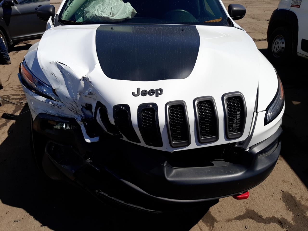 Photo 7 from auction – 2015 JEEP CHEROKEE T with VIN 1C4PJMBB0FW614540