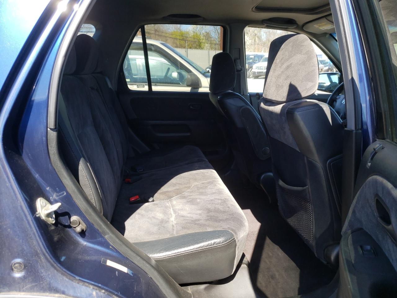 Photo 6 from auction – 2002 HONDA CR-V with VIN JHLRD78862C026962