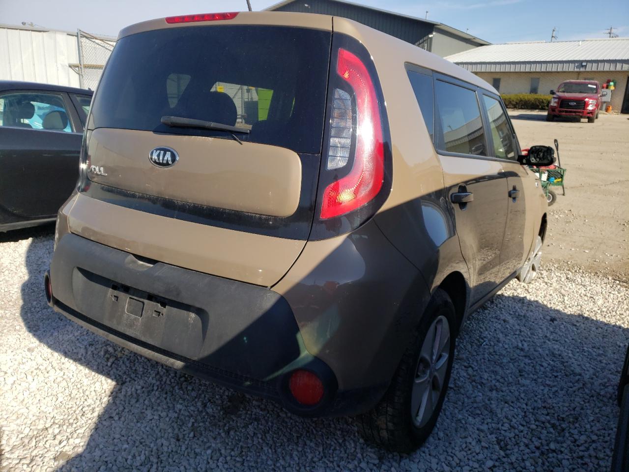 Photo 4 from auction – 2016 KIA SOUL with VIN KNDJN2A20G7315075