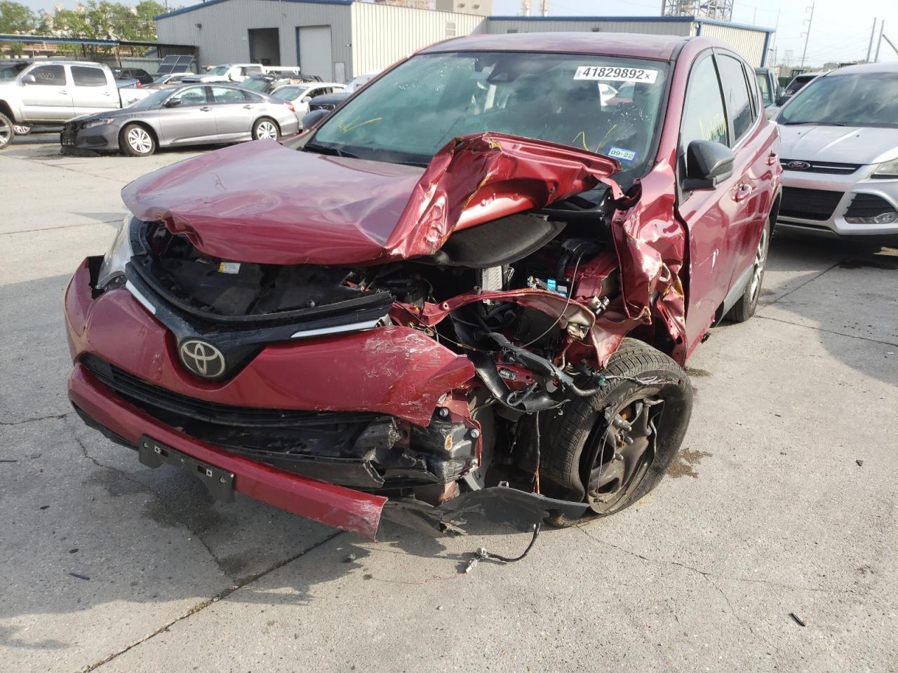 Photo 9 from auction – 2018 TOYOTA RAV4 LE with VIN 2T3BFREV0JW713560
