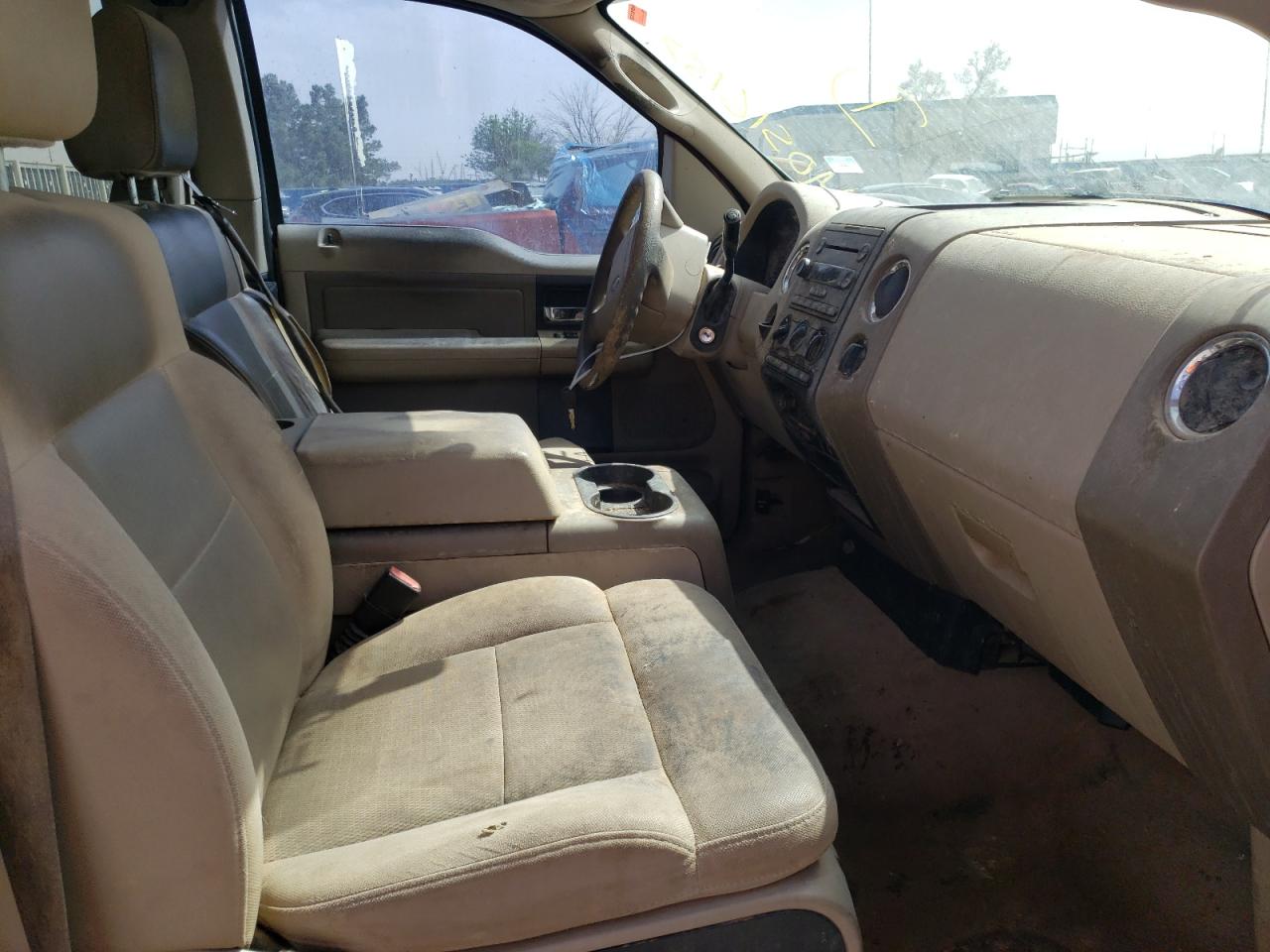 Photo 9 from auction – 2005 FORD F150 with VIN 1FTPX02525KD49398