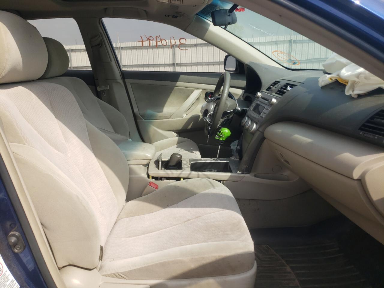 Photo 5 from auction – 2010 TOYOTA CAMRY BASE with VIN 4T1BF3EK4AU557289