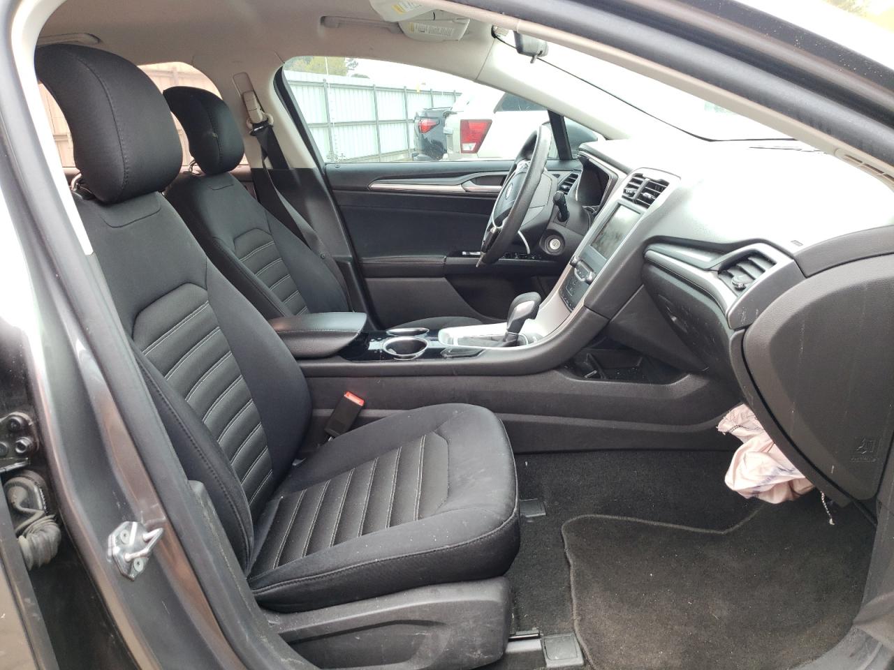 Photo 5 from auction – 2013 FORD FUSION SE with VIN 3FA6P0HRXDR370246
