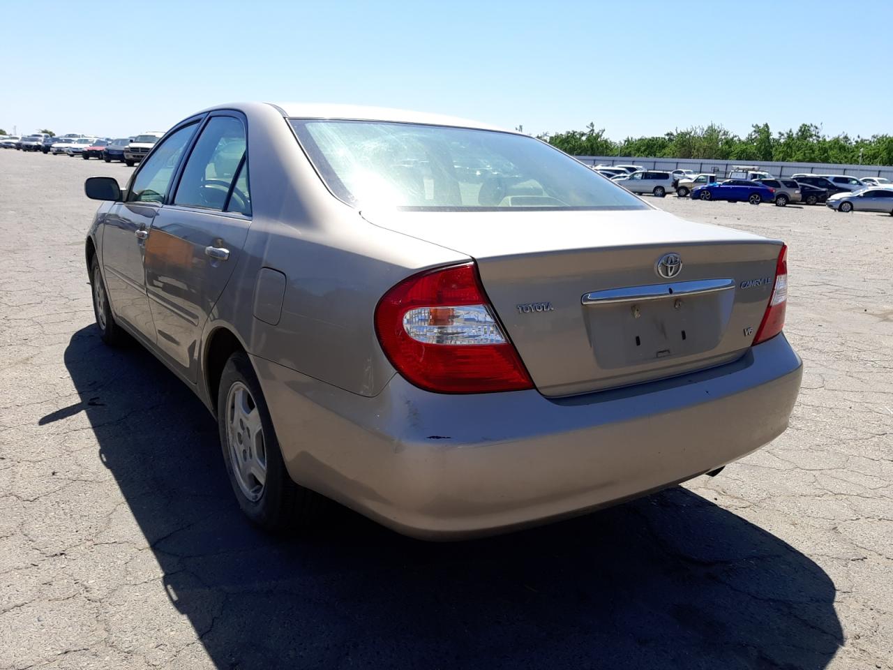 Photo 3 from auction – 2003 TOYOTA CAMRY LE with VIN 4T1BF30K43U556508