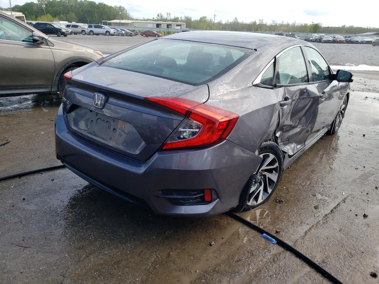Photo 4 from auction – 2016 HONDA CIVIC EX with VIN 19XFC2F70GE032756