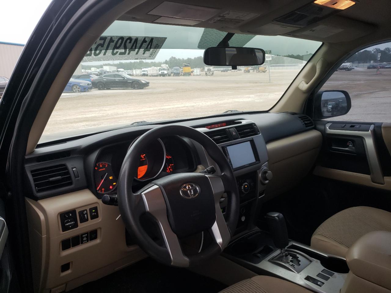 Photo 9 from auction – 2010 TOYOTA 4RUNNER SR with VIN JTEZU5JR2A5002614