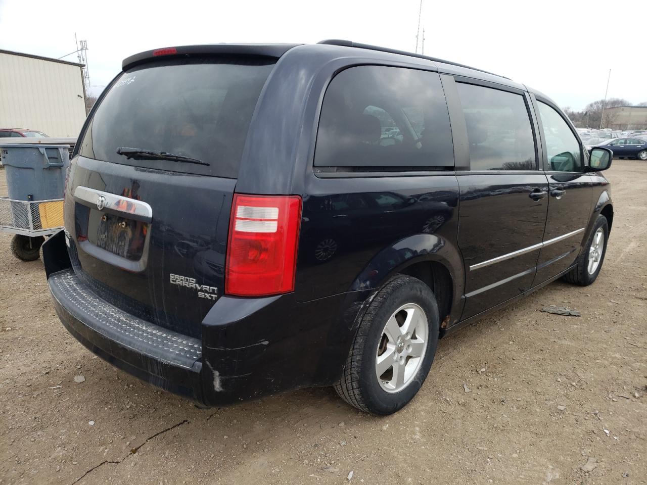 Photo 4 from auction – 2010 DODGE GRAND CARA with VIN 2D4RN5D15AR419982