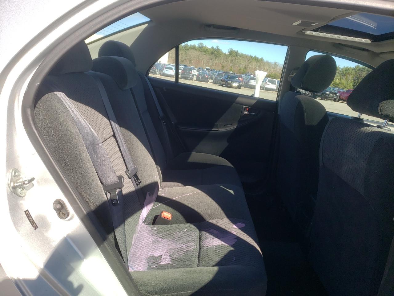 Photo 6 from auction – 2005 TOYOTA COROLLA CE with VIN 2T1BR32E05C382911