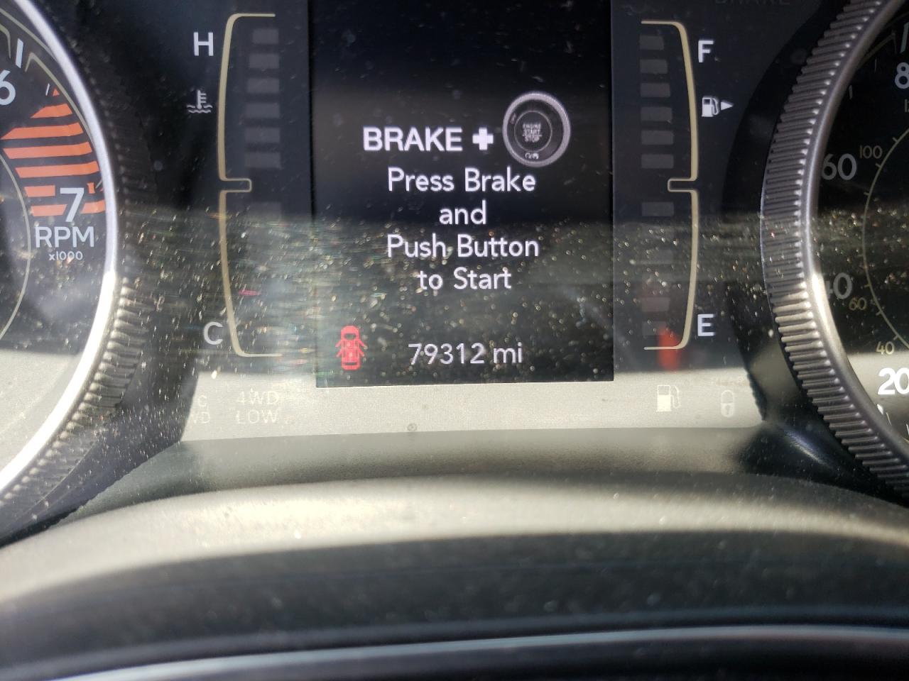 Photo 8 from auction – 2019 JEEP CHEROKEE L with VIN 1C4PJMLBXKD182446