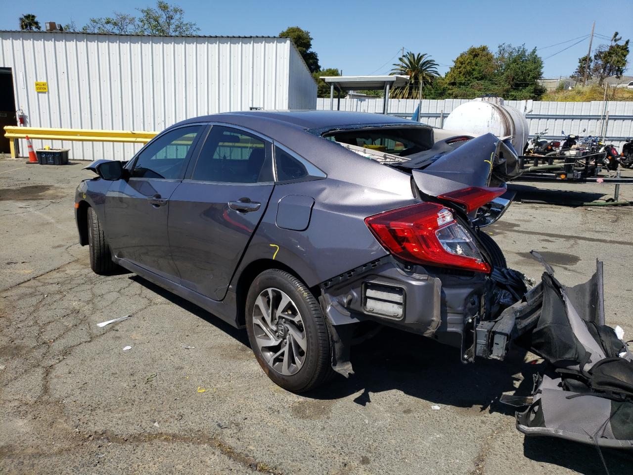 Photo 3 from auction – 2016 HONDA CIVIC EX with VIN 19XFC2F76GE247929