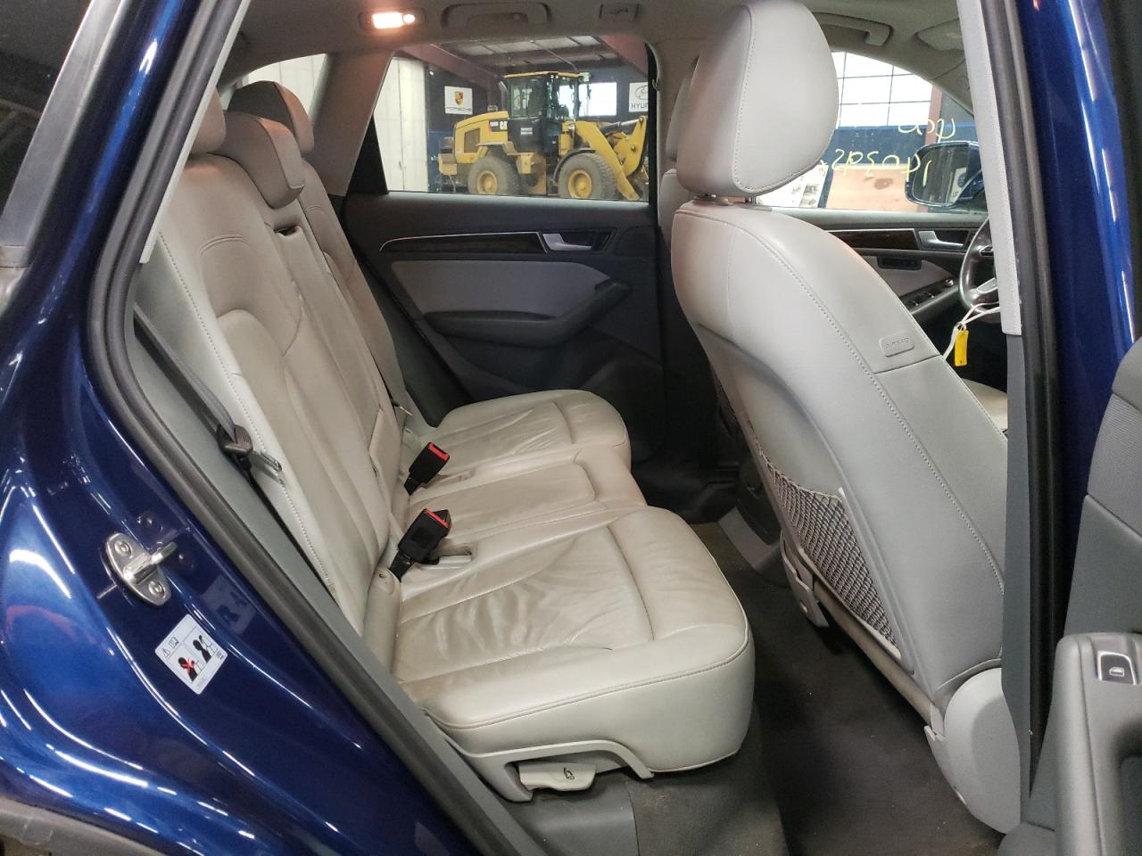 Photo 6 from auction – 2013 AUDI Q5 PREMIUM with VIN WA1LFAFPXDA057855