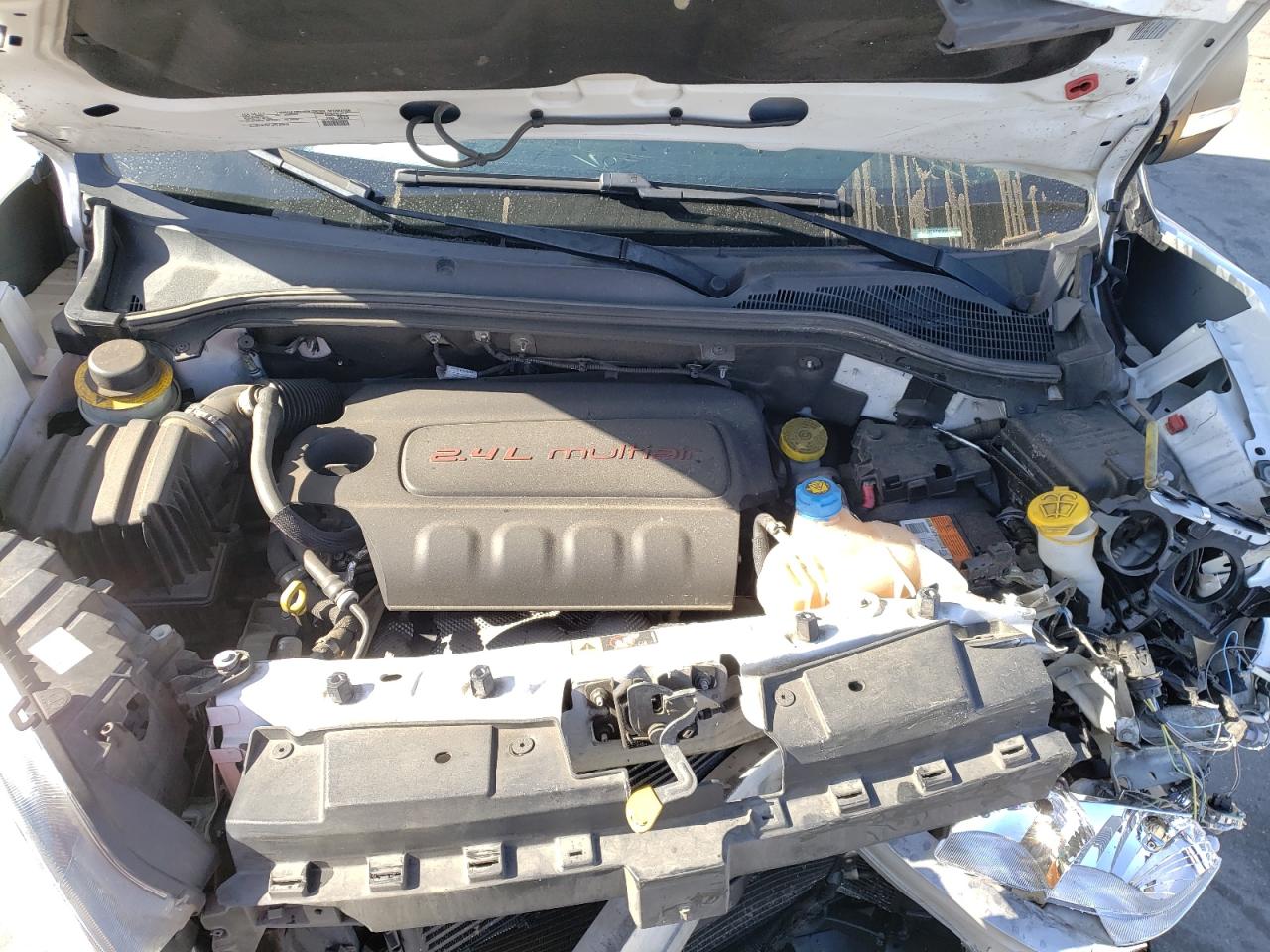 Photo 7 from auction – 2016 RAM PROMASTER with VIN ZFBERFAT6G6B48397